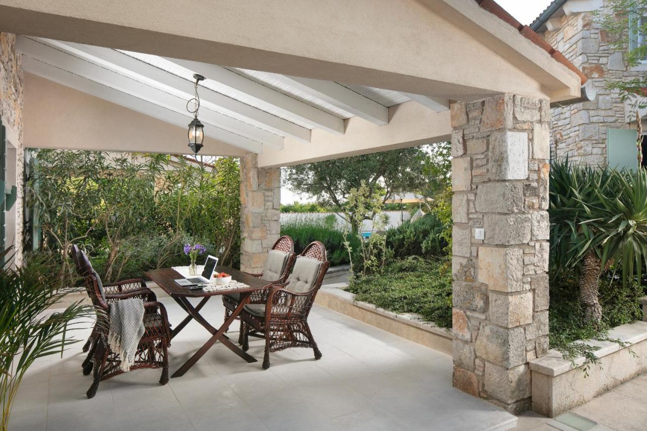 Residence Pietre D'Istria - With Private Service Burici ภายนอก รูปภาพ